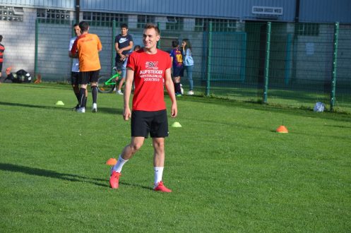 Joshua Becker beim Training auf der städtischen Anlage in Hüsten. - Foto: Stallmeister